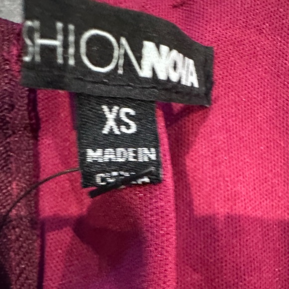 NWT FashionNova “Embellishing the Moment” Sequin Long Sleeve Dress in Red - Picture 3 of 5